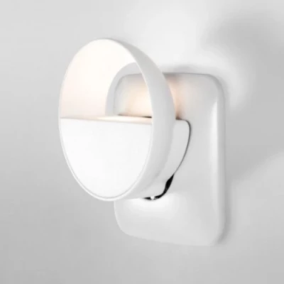 Rozetē spraužams LED nakts gaismeklis ar gaismas sensoru LUNETTA SUNSET 4000K