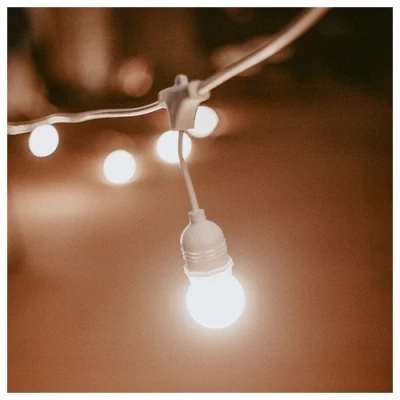 Komplekts LED āra dārza 5m virtenes dārzam un terasēm ar E27 spuldzēm