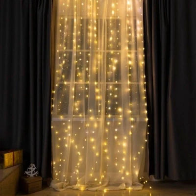 LED Ziemassvētku virtene - aizkari vara stieple ar pulti un piekarāķiem, 3x1m, silti balts, 5V USB, IP44, 100LED