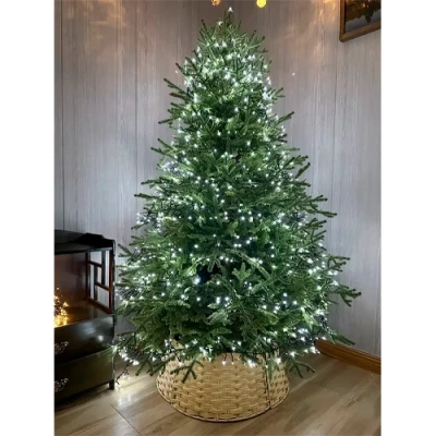 Ziemassvētku iekštelpu un ārtelpu virtene